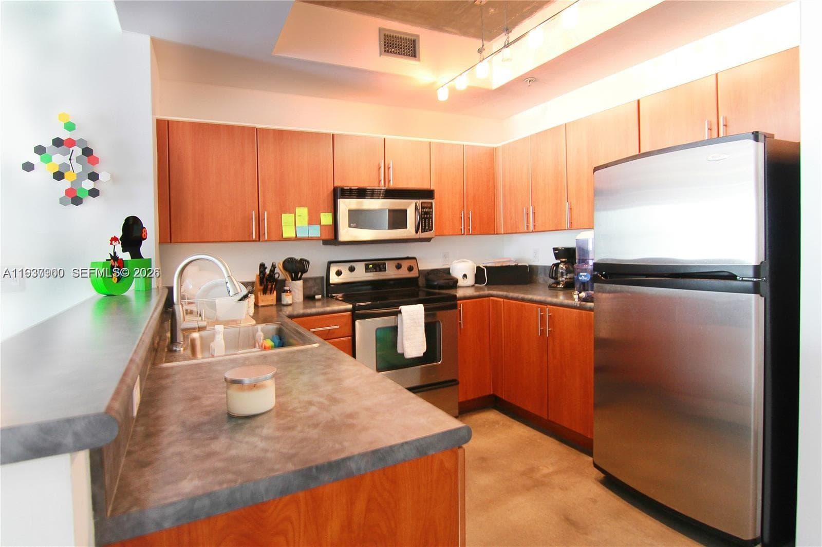 455 NE 25th St # 407, Miami, FL 33137 photo 4
