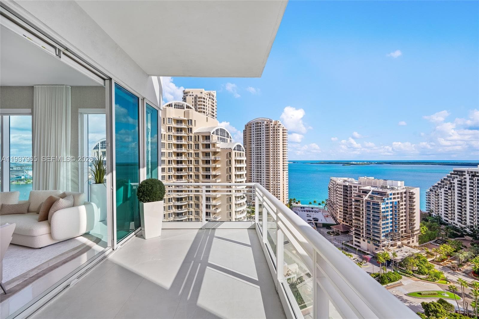 900 Brickell Key Blvd # 2004, Miami, FL 33131 photo 5