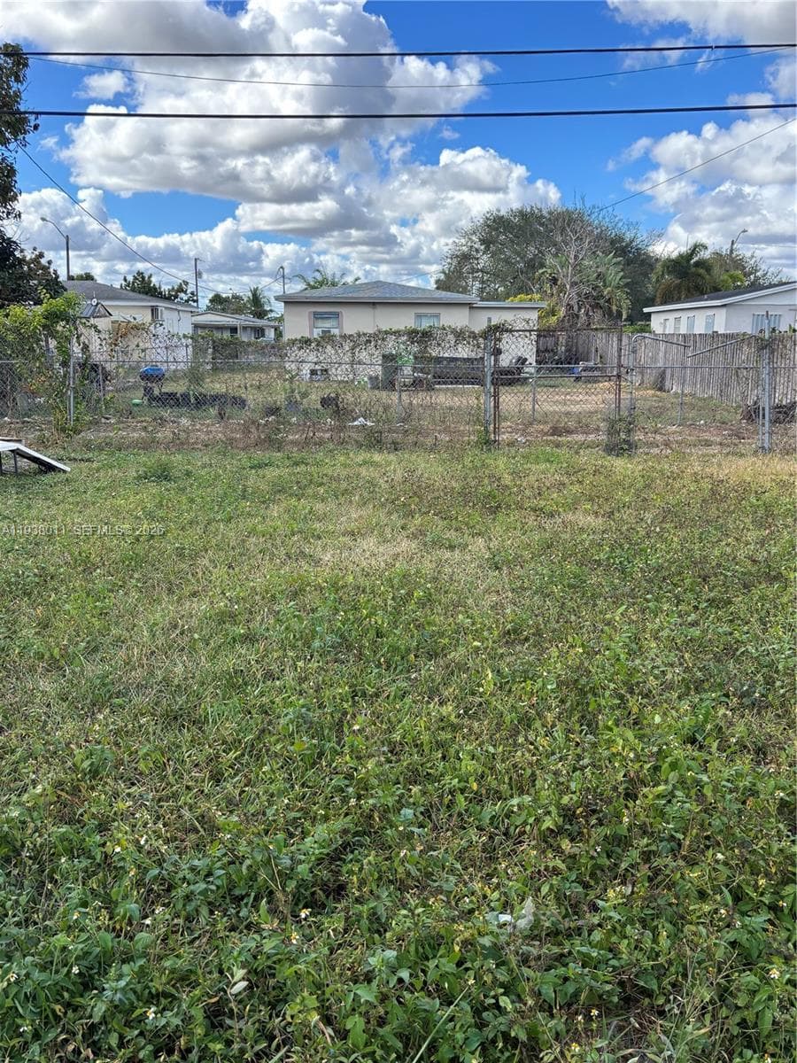 514 NW 7th Ave, Homestead, FL 33030 photo 3