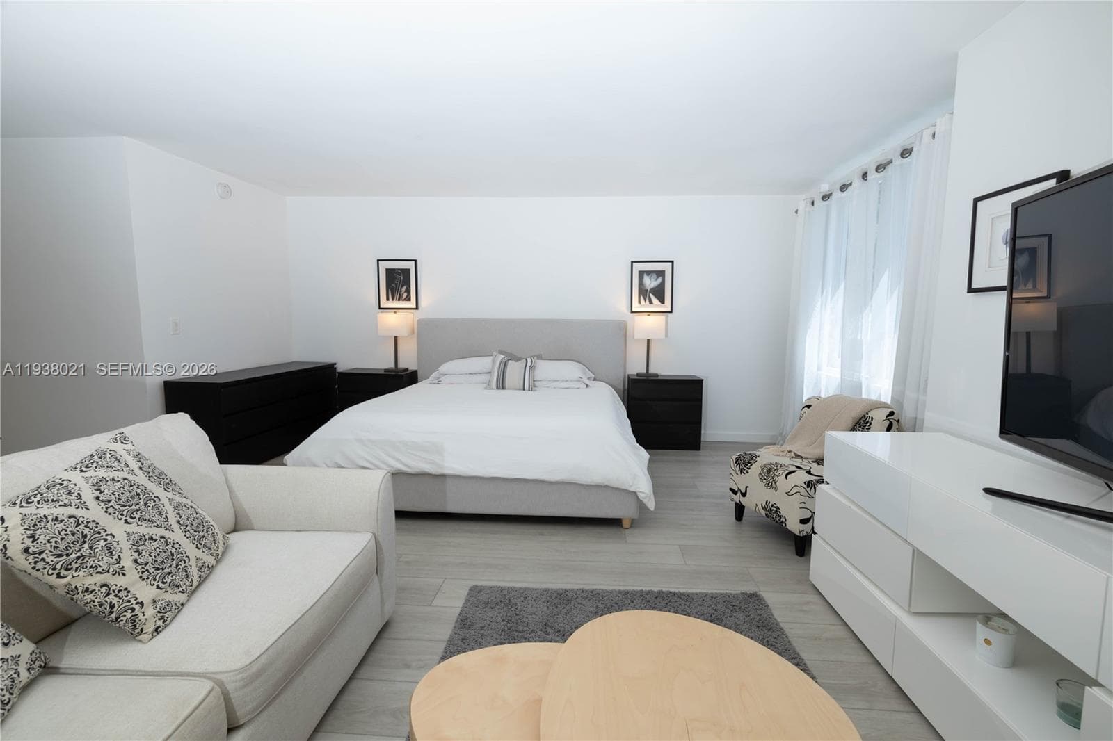2301 Collins Ave # 423, Miami Beach, FL 33139 photo 2