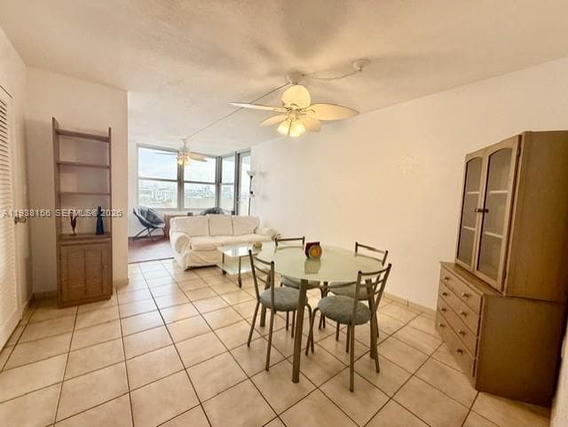 2899 Collins # 1114, Miami Beach, FL 33140 photo 4