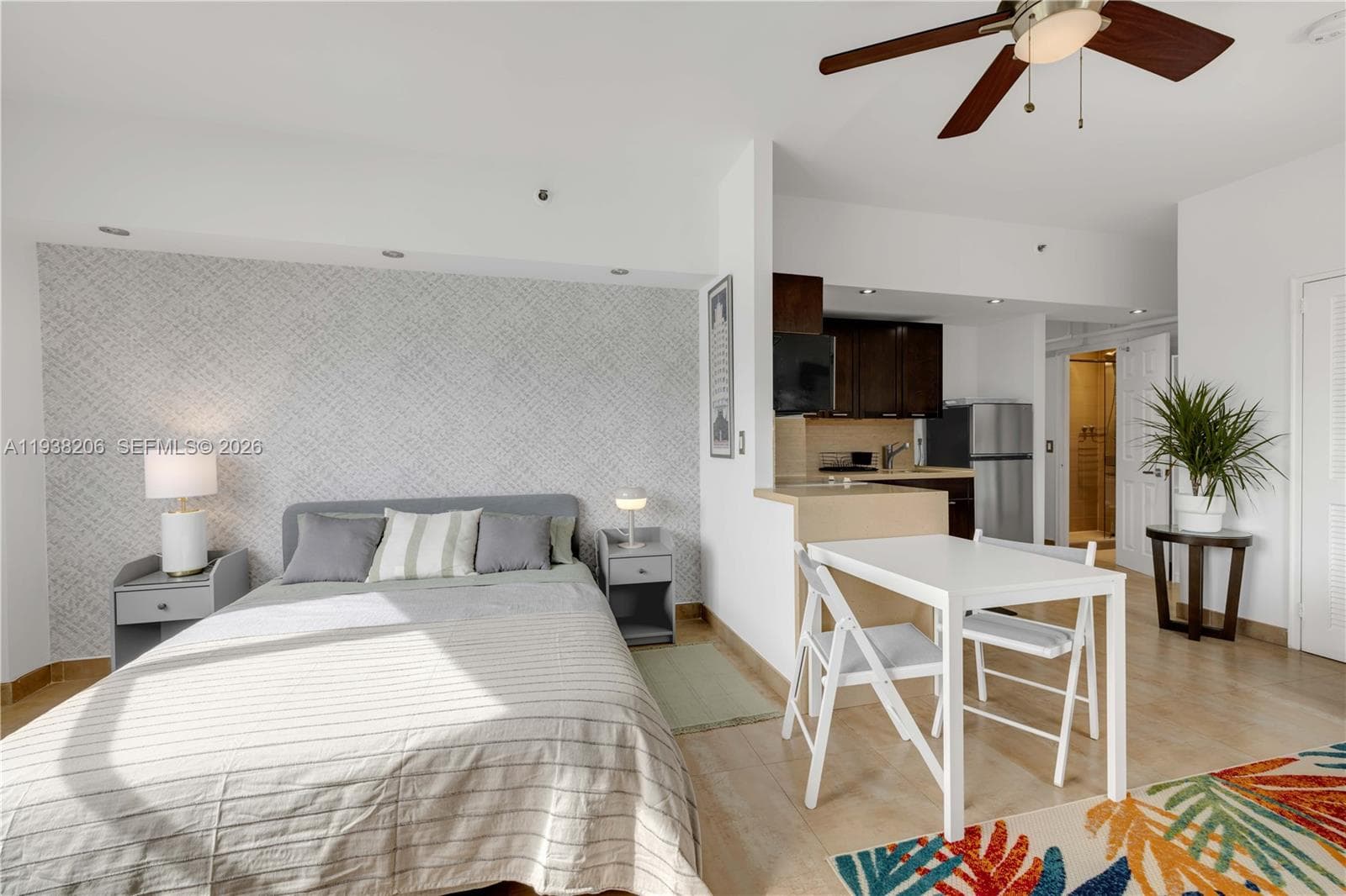 255 W 24th St # 542, Miami Beach, FL 33140 photo 4
