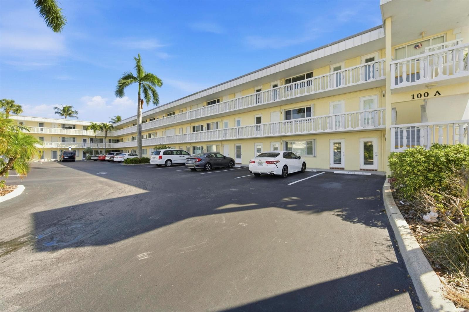 100 Doolen Court # 203, North Palm Beach, FL 33408 photo 2