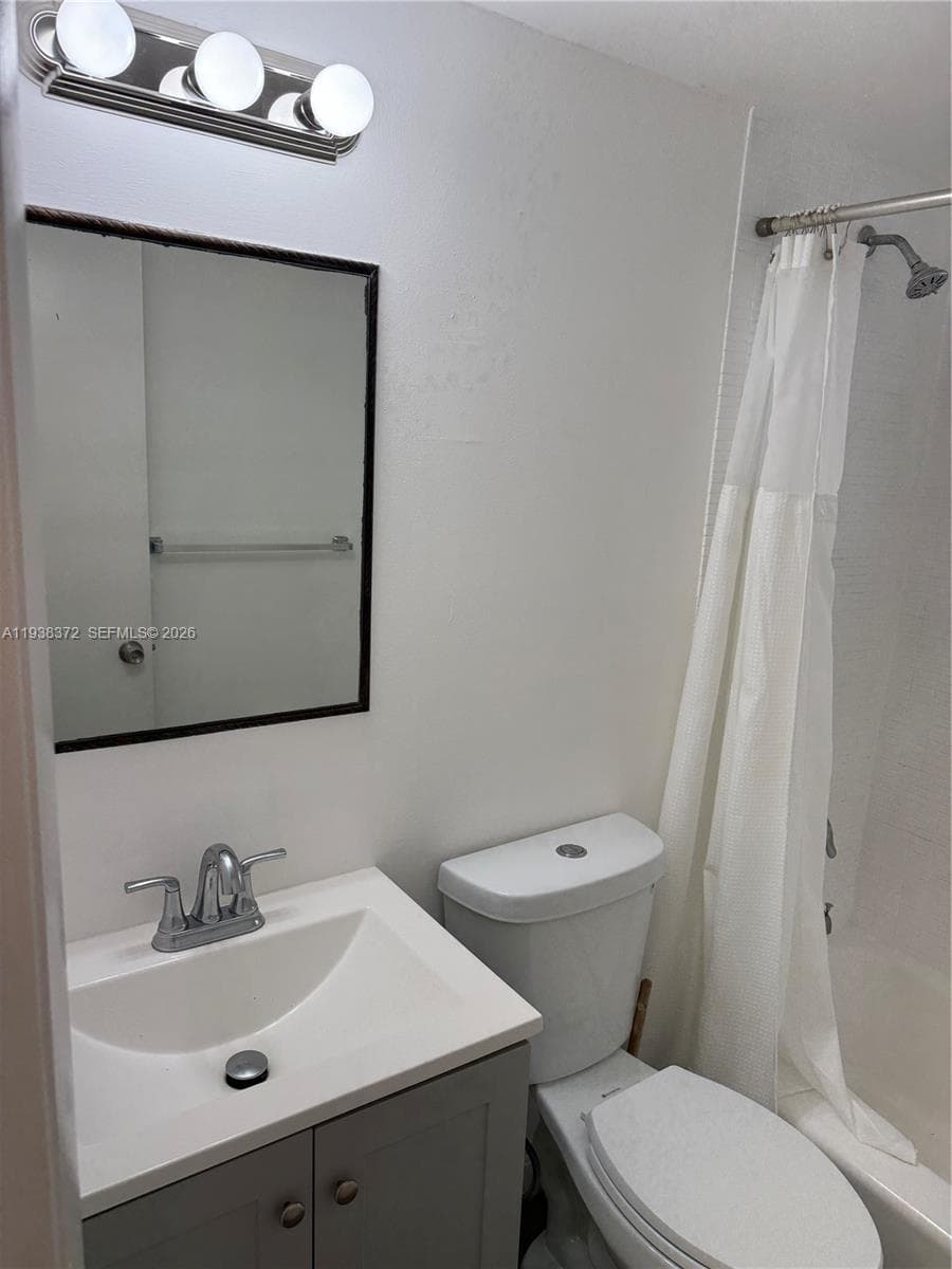 740 Michigan Ave # 5, Miami Beach, FL 33139 photo 4