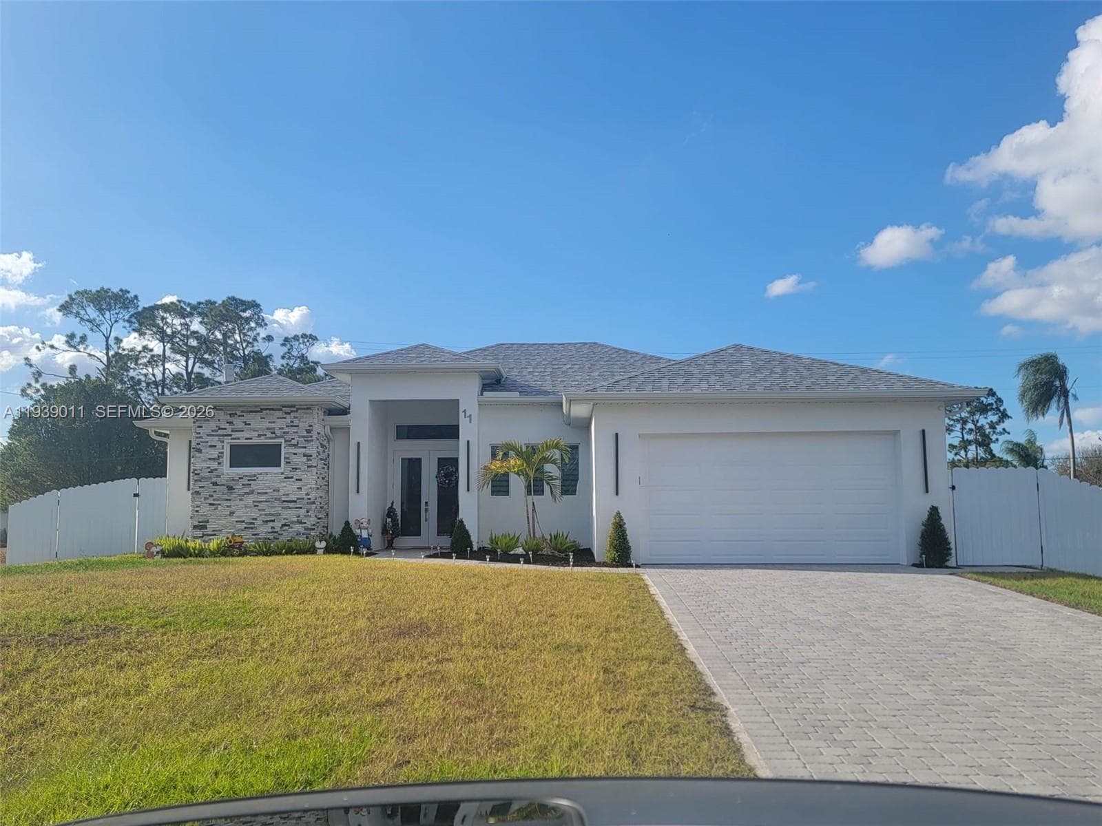 11 Connecticut Rd, Lehigh Acres, FL 33936 photo 2