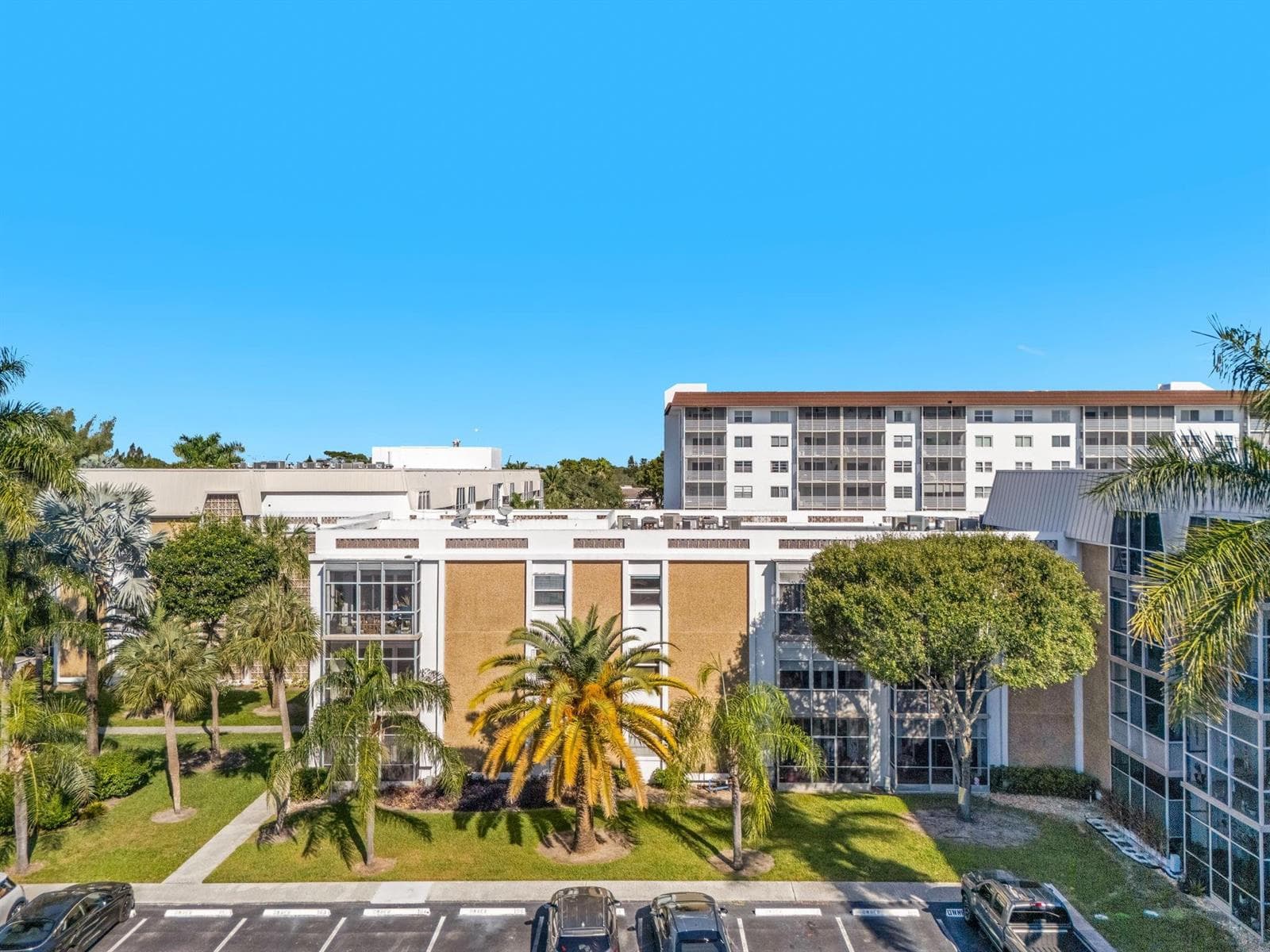 3020 NE 16th Avenue # 105, Oakland Park, FL 33334 photo 4