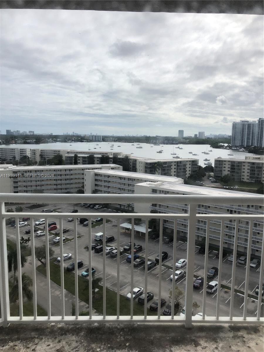 18011 Biscayne Blvd # 1403, Aventura, FL 33160 photo 4