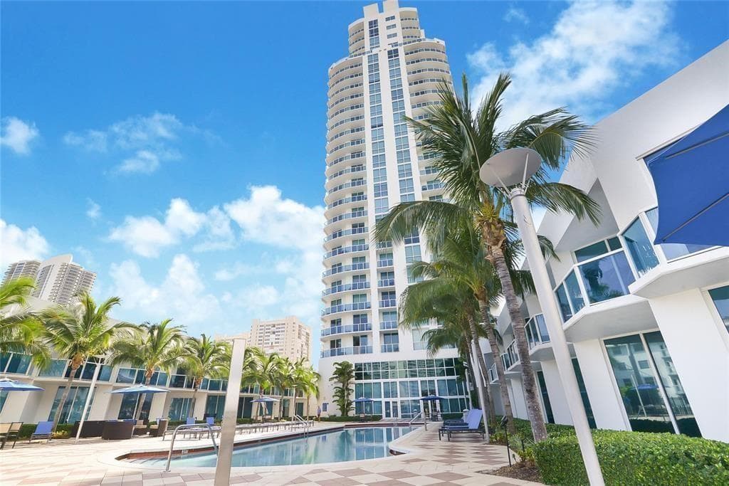 1945 S Ocean Drive # 910, Hallandale Beach, FL 33009 photo 4
