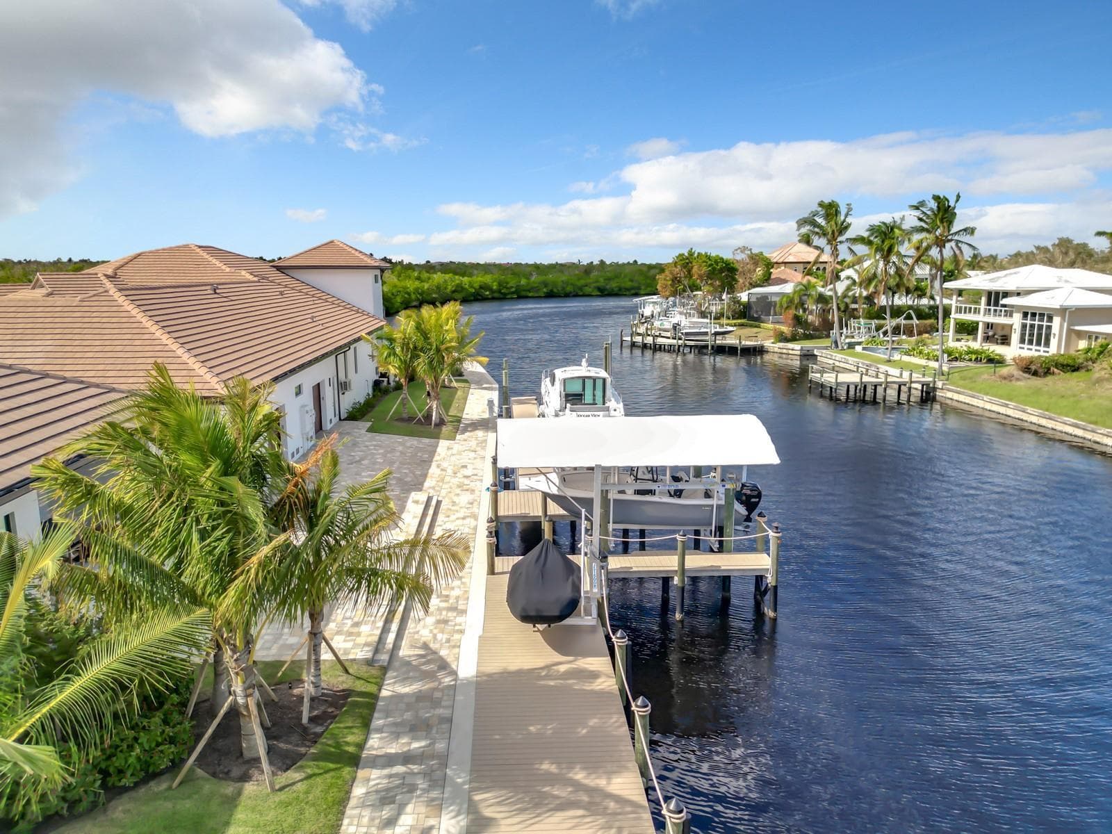 14201 Bay Drive, Fort Myers, FL 33919 photo 4