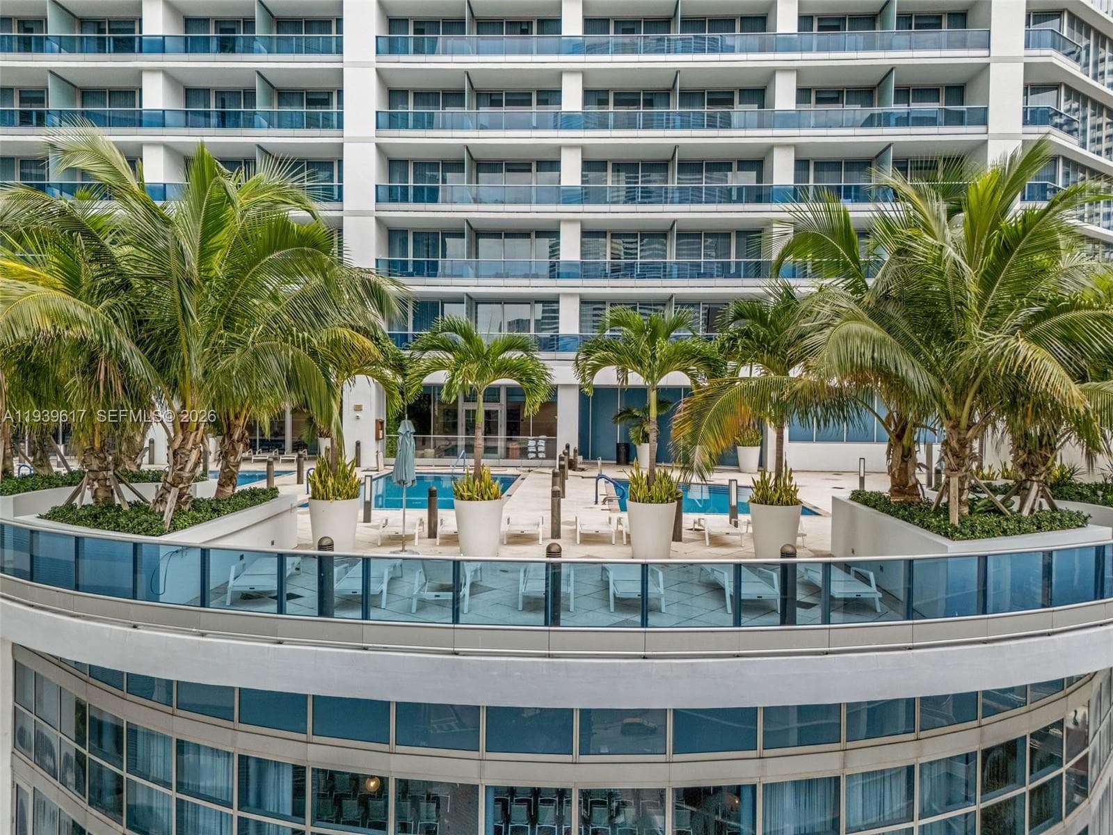 200 Biscayne Boulevard Way # 4202, Miami, FL 33131 photo 2