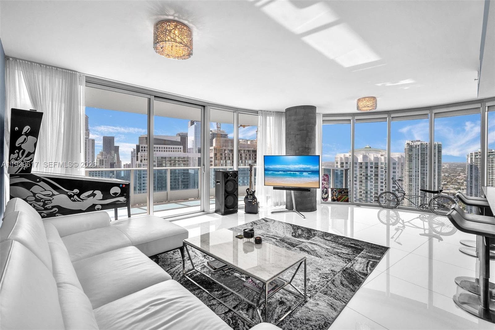 200 Biscayne Boulevard Way # 4202, Miami, FL 33131 photo 5