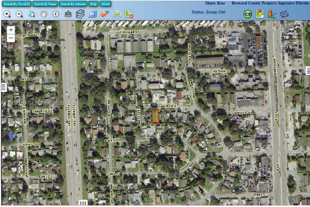 6122 Garfield St, Hollywood, FL 33024 photo 2