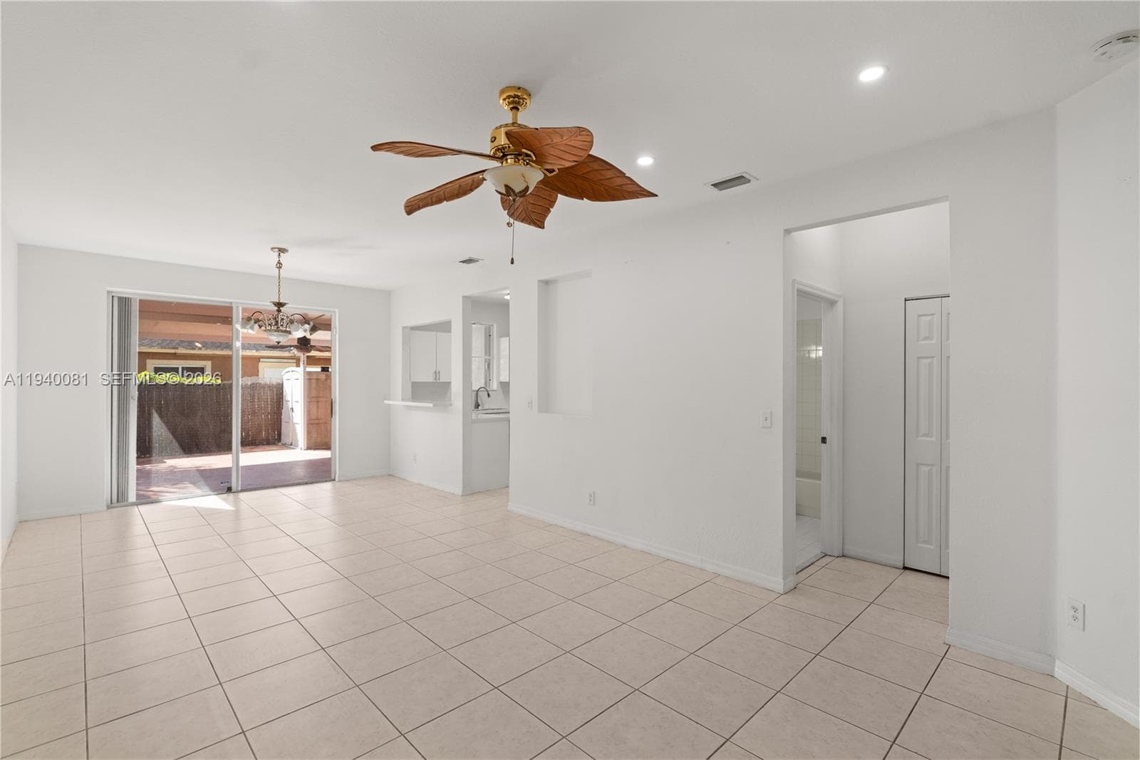 1564 SW 2nd St, Homestead, FL 33030 photo 3