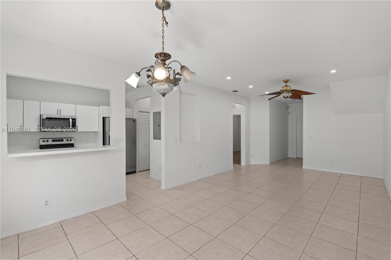 1564 SW 2nd St, Homestead, FL 33030 photo 5