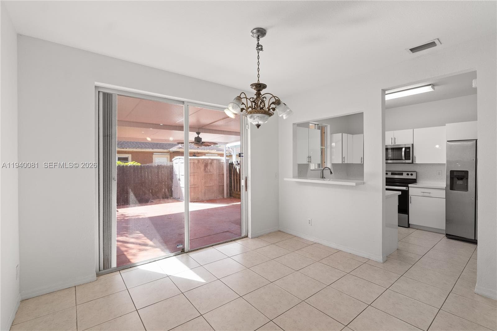 1564 SW 2nd St, Homestead, FL 33030 photo 4