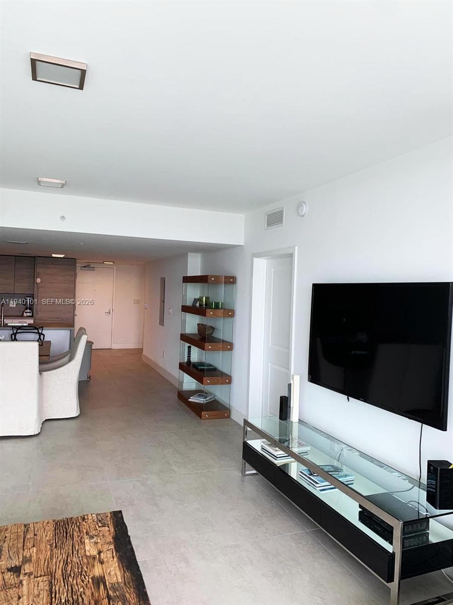 400 Sunny Isles Blvd # 1120, Sunny Isles Beach, FL 33160 photo 5