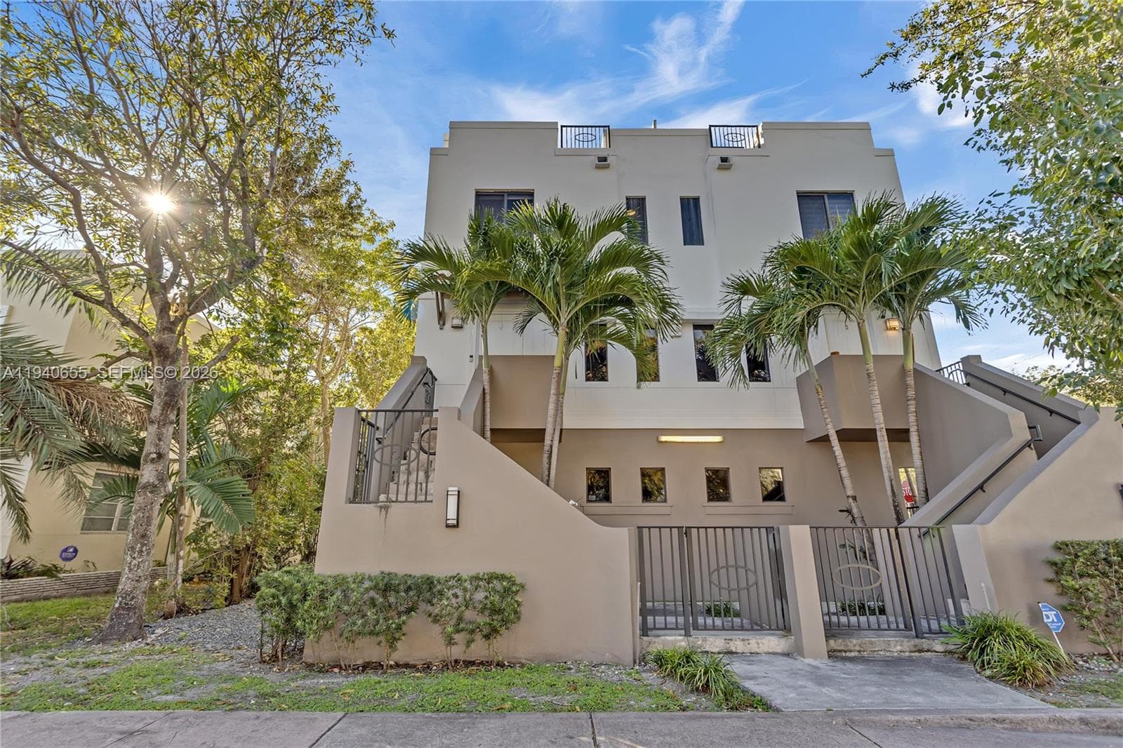 1405 Galiano St # 4, Coral Gables, FL 33134 photo 2
