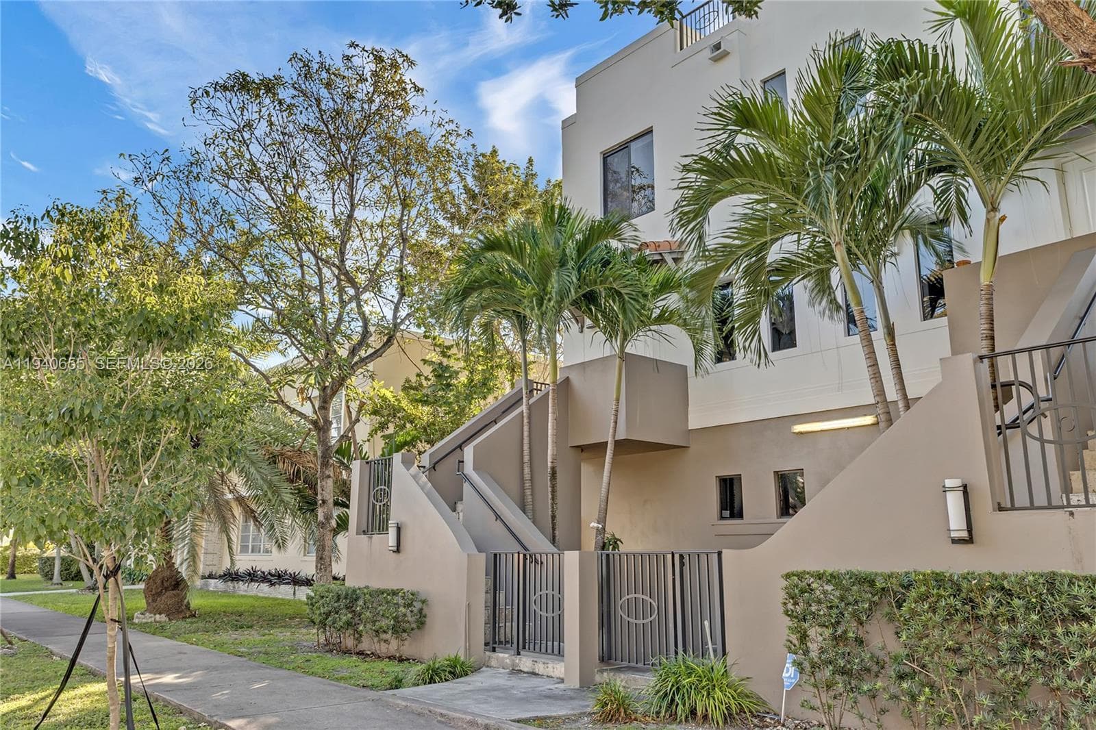 1405 Galiano St # 4, Coral Gables, FL 33134 photo 3