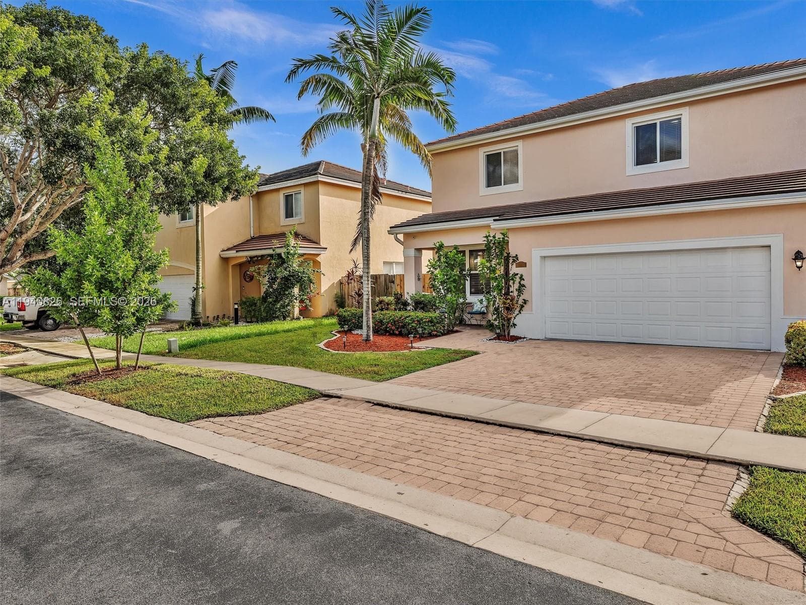 625 SE 30th Ter, Homestead, FL 33033 photo 3