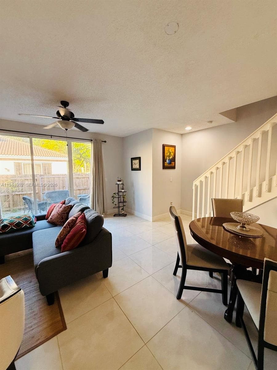 2279 NE 42nd Cir, Homestead, FL 33033 photo 4