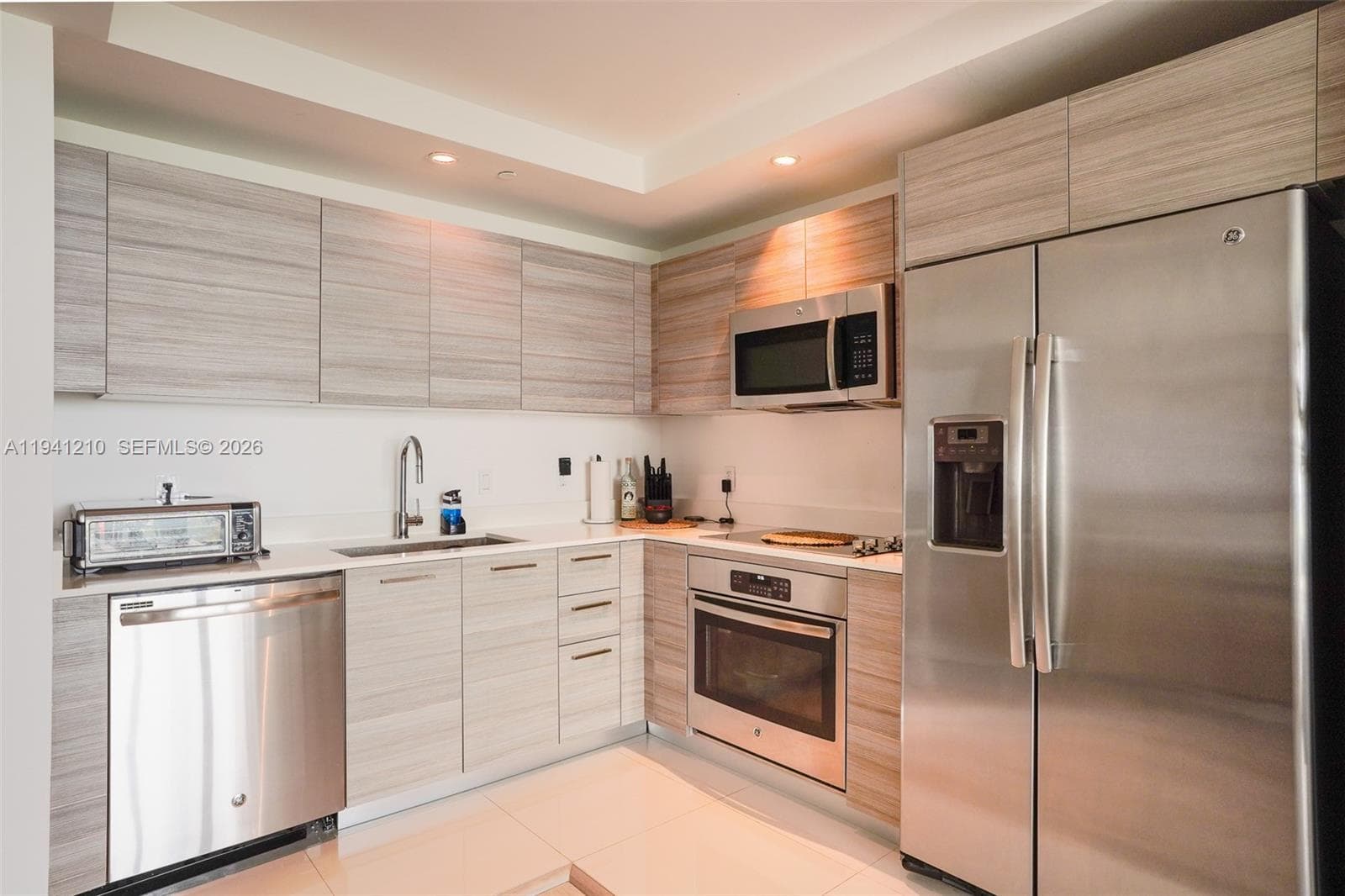 121 NE 34th St # 2711, Miami, FL 33137 photo 3