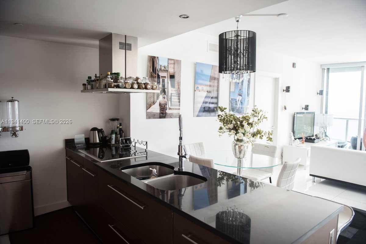 495 Brickell Ave # 3805, Miami, FL 33131 photo 4