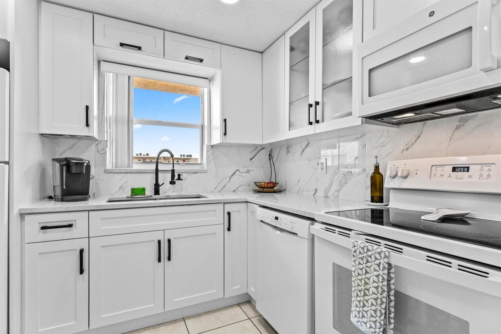 225 Bonnie Boulevard # 302, Palm Springs, FL 33461 photo 3