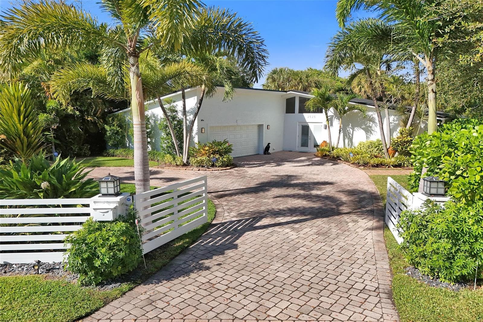 2525 SE 7th Drive, Pompano Beach, FL 33062 photo 5