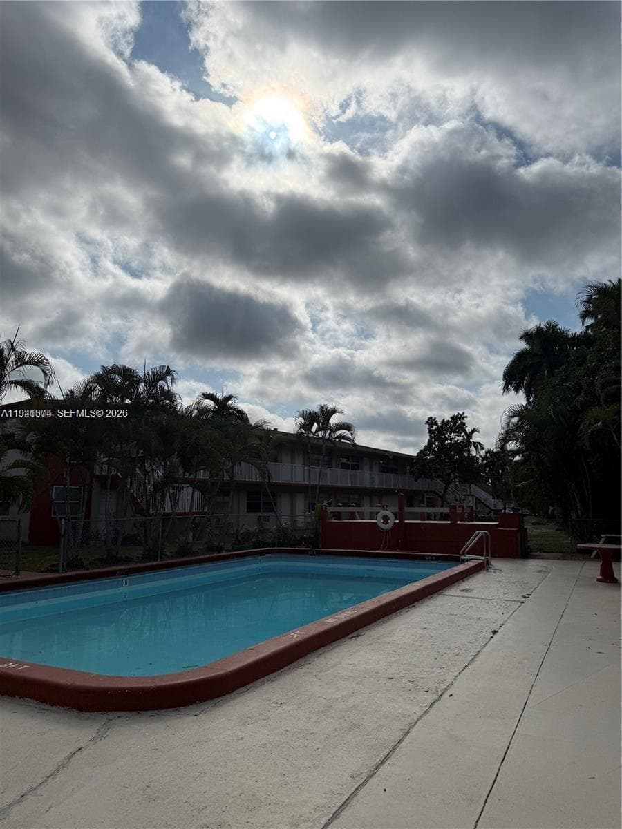 2915 Plunkett St # 12A, Hollywood, FL 33020 photo 3