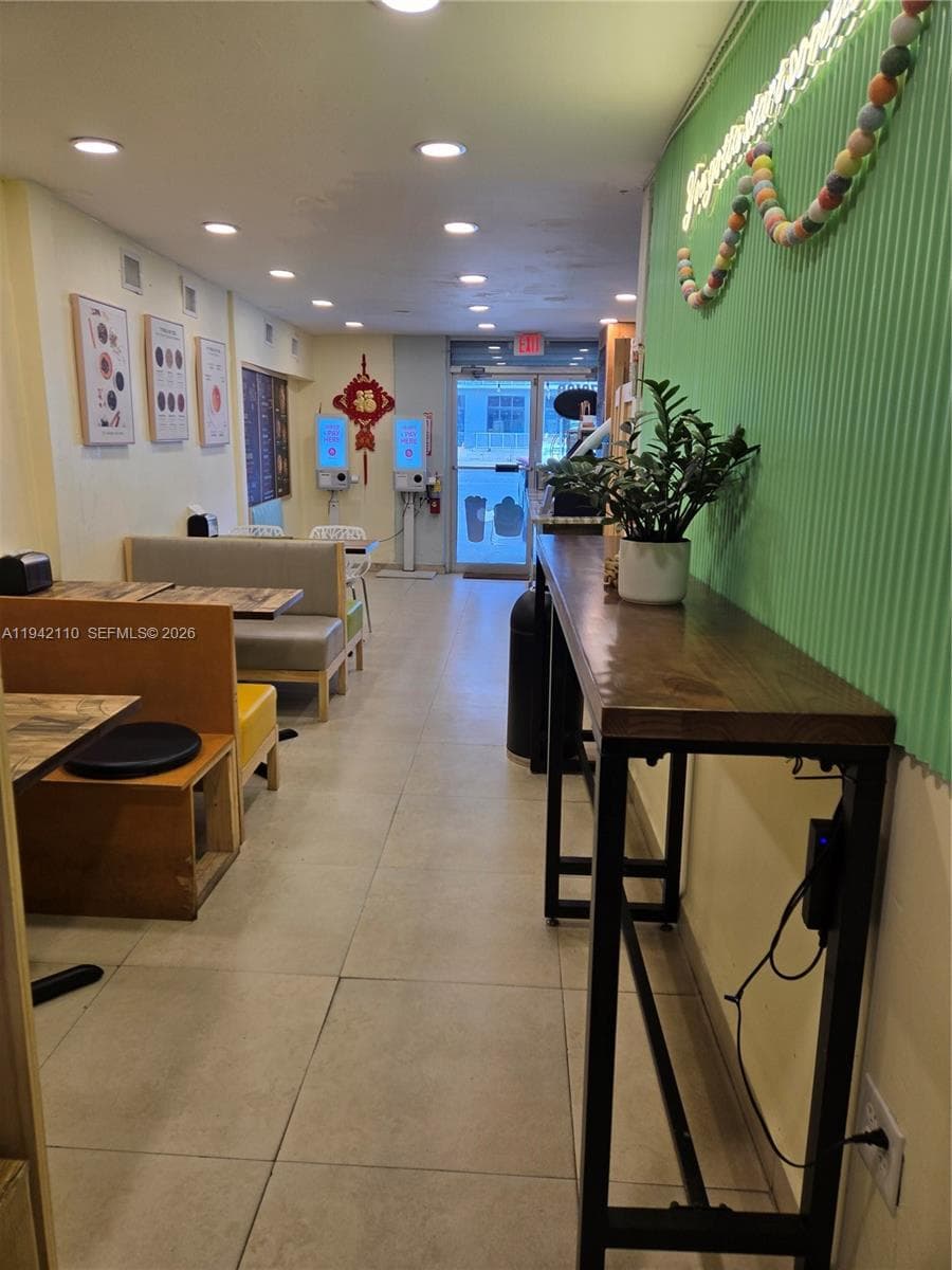 17010 #D W Dixie Hwy, North Miami Beach, FL 33160 photo 3