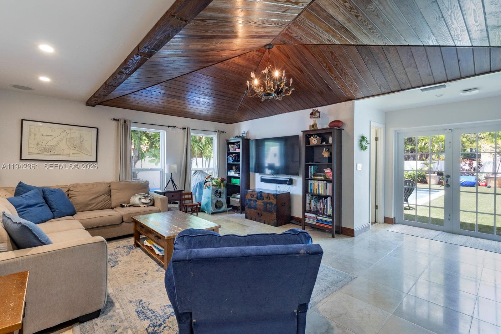 360 SW 28th Rd, Miami, FL 33129 photo 3
