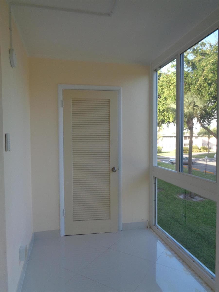 2566 Garden Drive S # 209, Lake Worth, FL 33461 photo 3