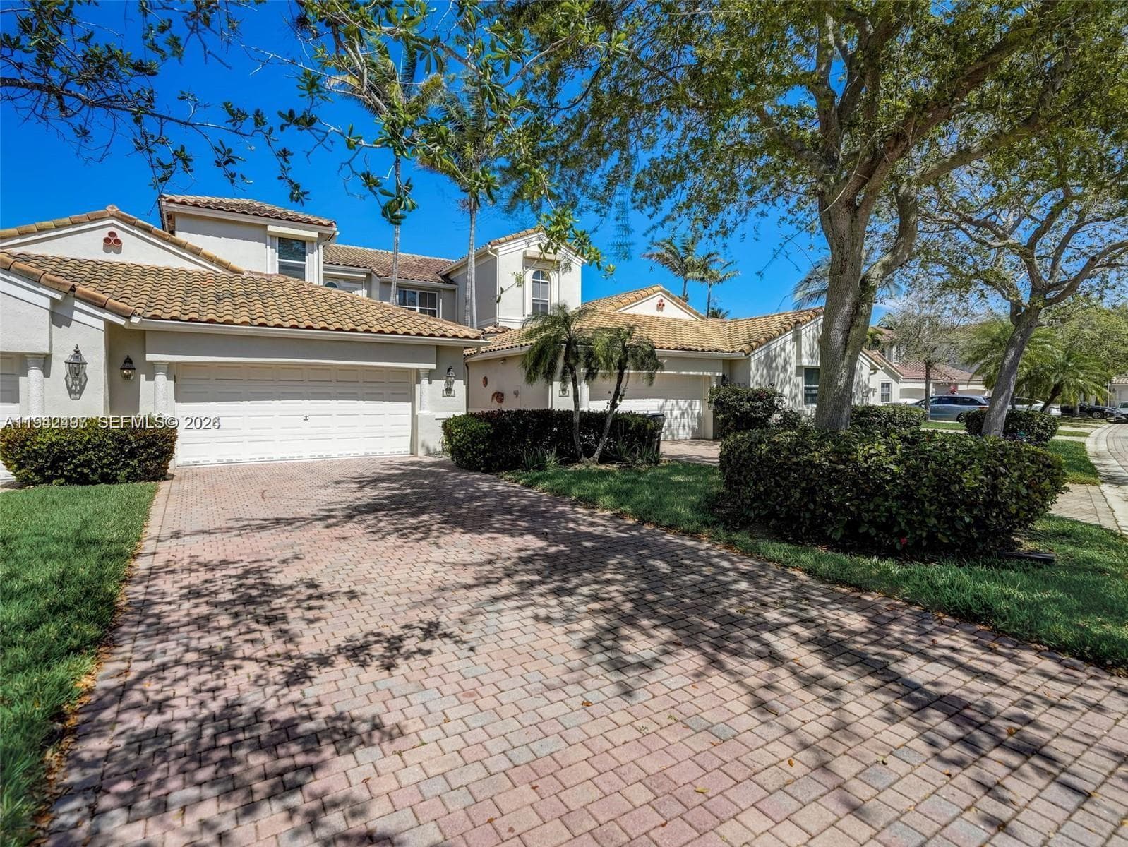 963 S Harbor Vw S, Hollywood, FL 33019 photo 3