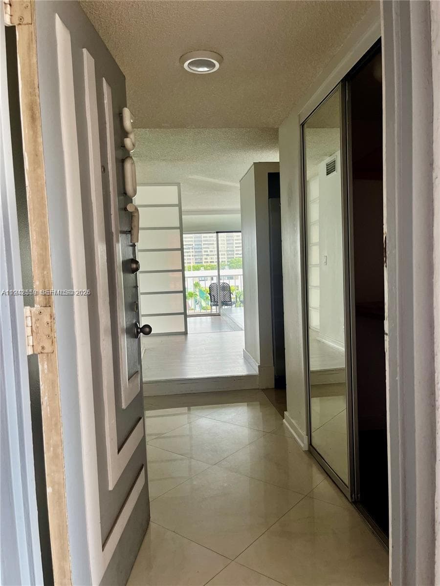 1650 NE 115th St # 507, Miami, FL 33181