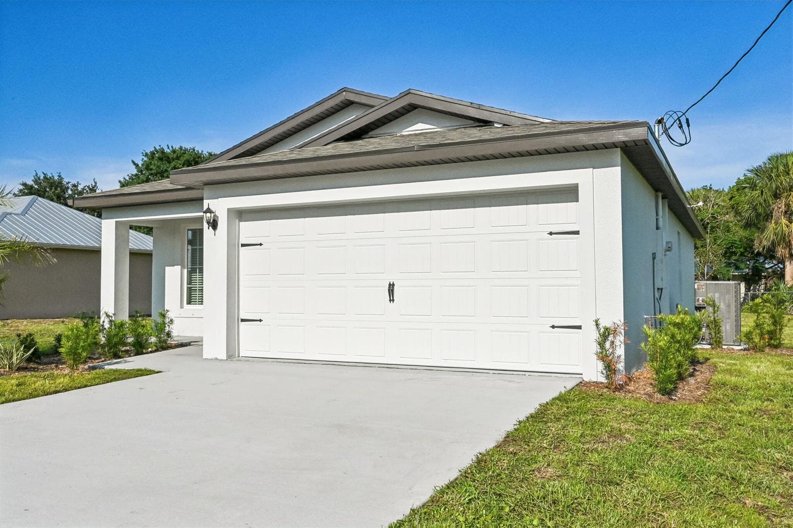 5606 Seagrape Drive, Fort Pierce, FL 34982 photo 2