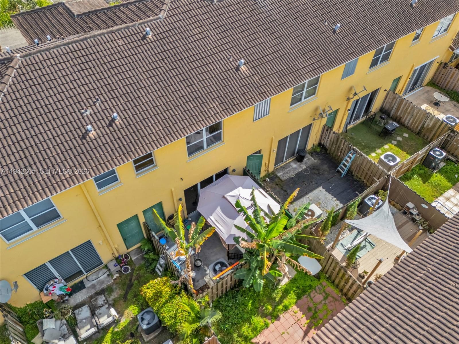 950 NE 42nd Pl, Homestead, FL 33033 photo 4