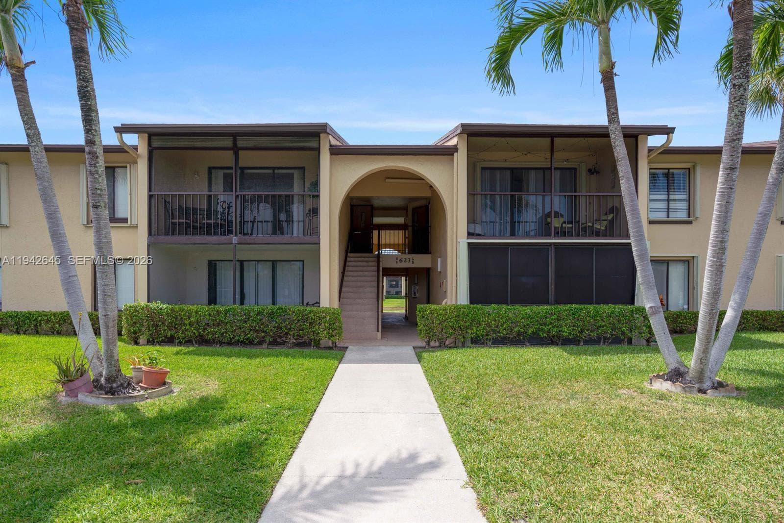 623 Sea Pine Way # C1, Green Acres, FL 33415 photo 2