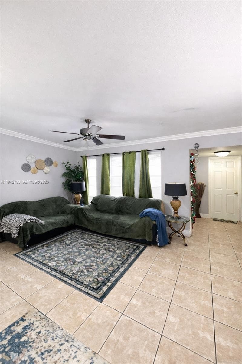 2450 NW 85th Ave, Sunrise, FL 33322 photo 2