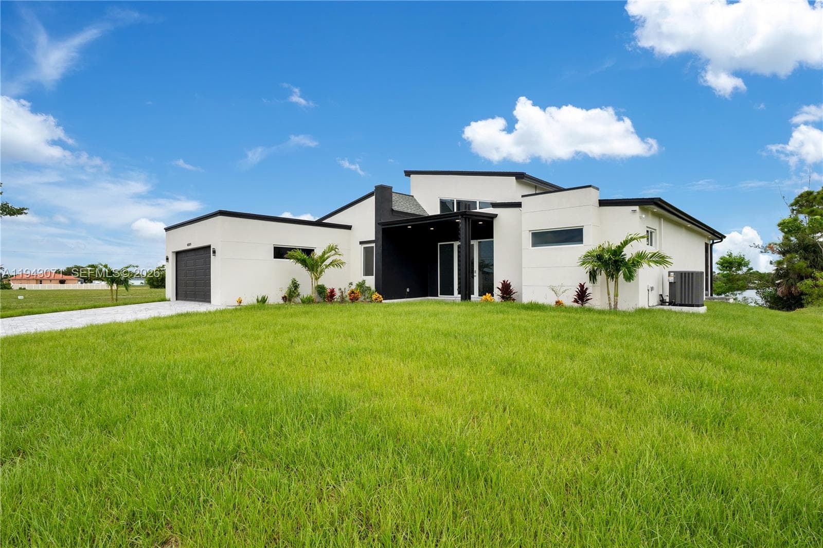 4009 W Jacaranda Pkwy, Cape Coral, FL 33993 photo 3