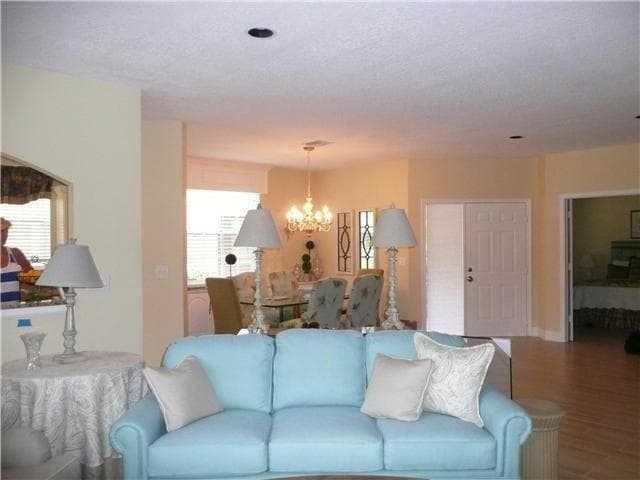 124 Legendary Circle, Palm Beach Gardens, FL 33418 photo 5