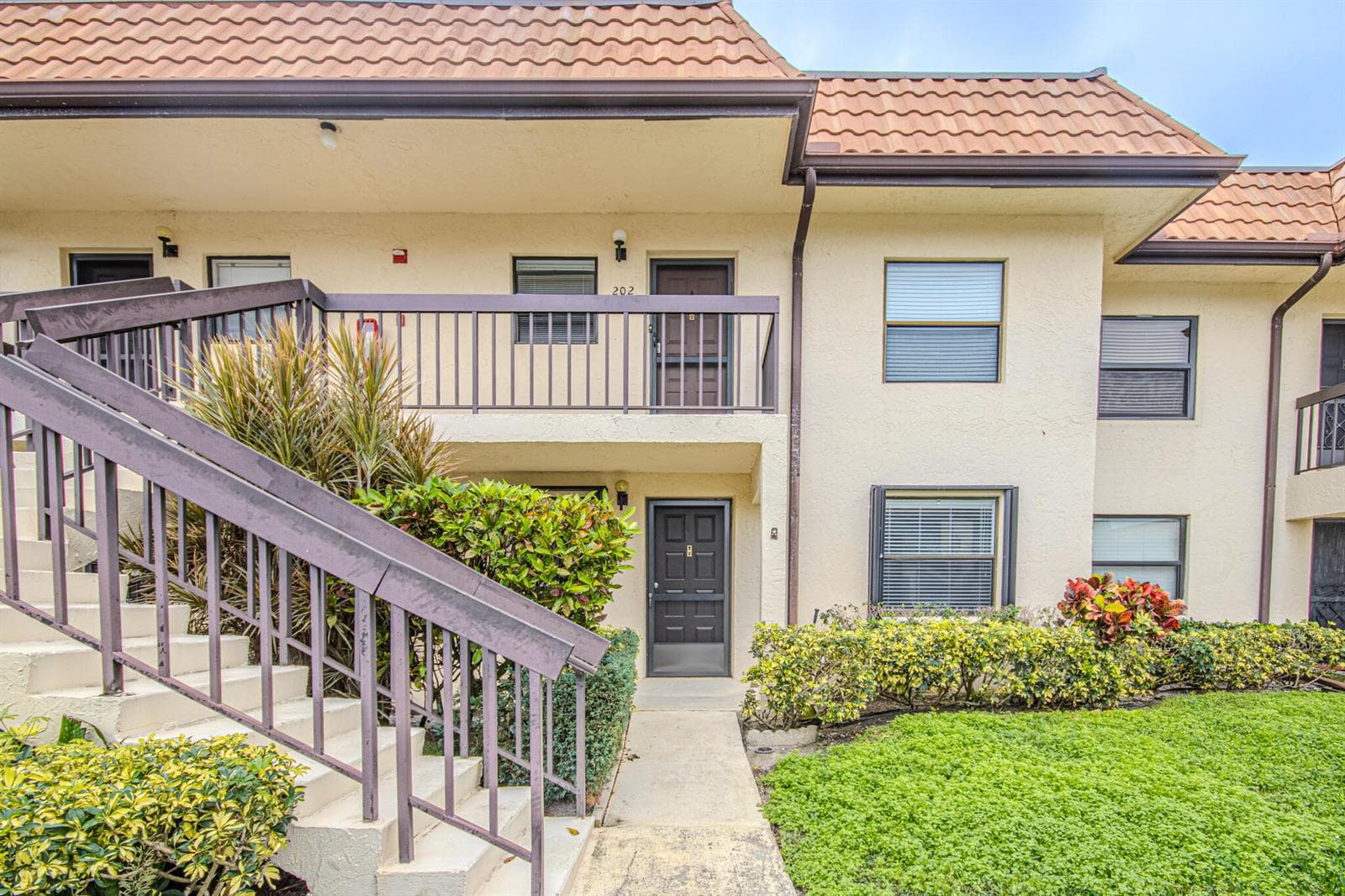 7094 Golf Colony Court # 102, Lake Worth, FL 33467 photo 2