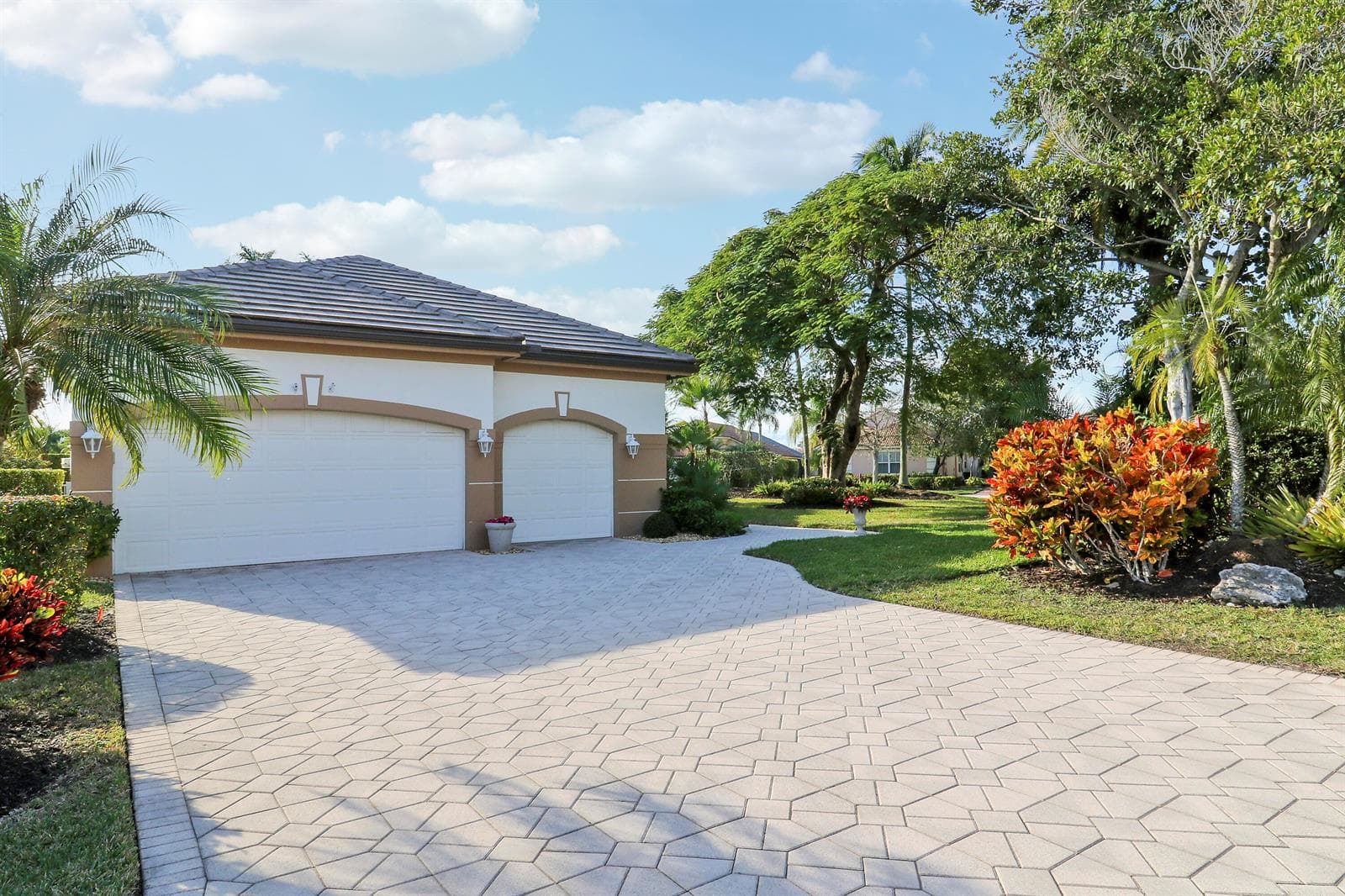 8216 Cypress Point Road, West Palm Beach, FL 33412 photo 4