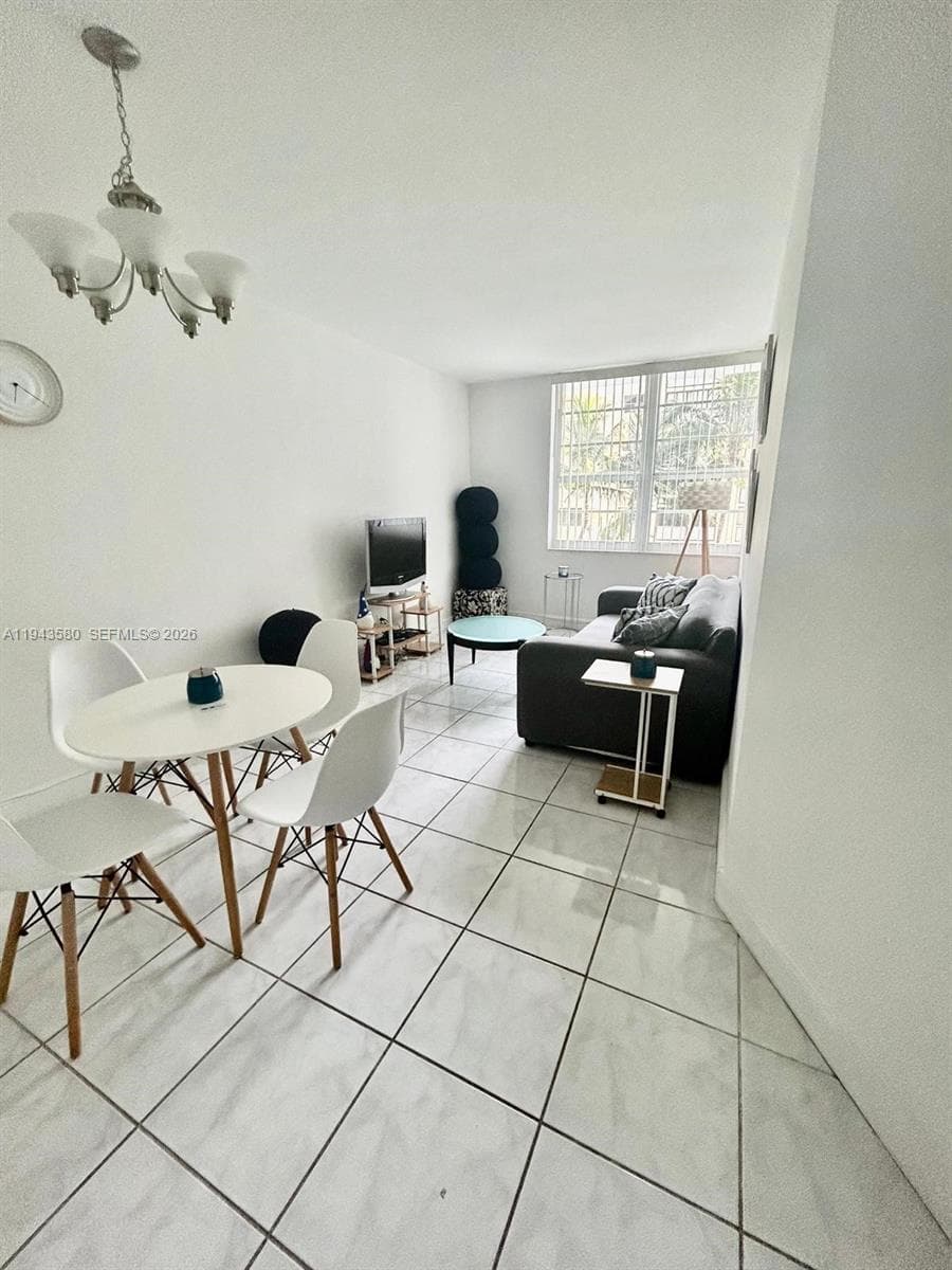 100 Lincoln Rd # 524, Miami Beach, FL 33139 photo 2