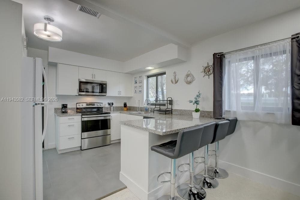 1700 SW 20th St, Fort Lauderdale, FL 33315 photo 5