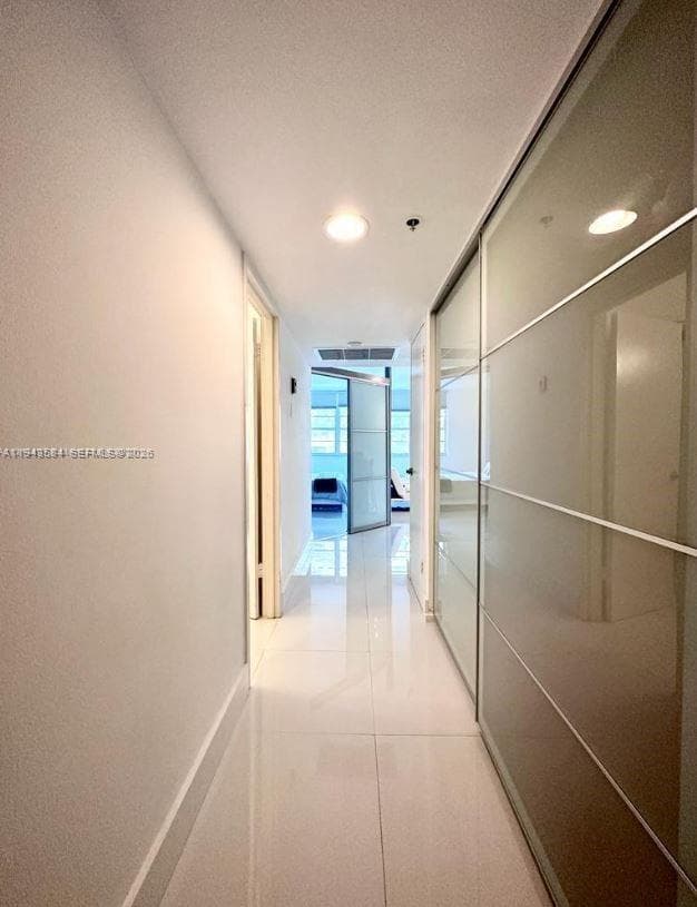 100 Lincoln Rd # 526, Miami Beach, FL 33139 photo 2