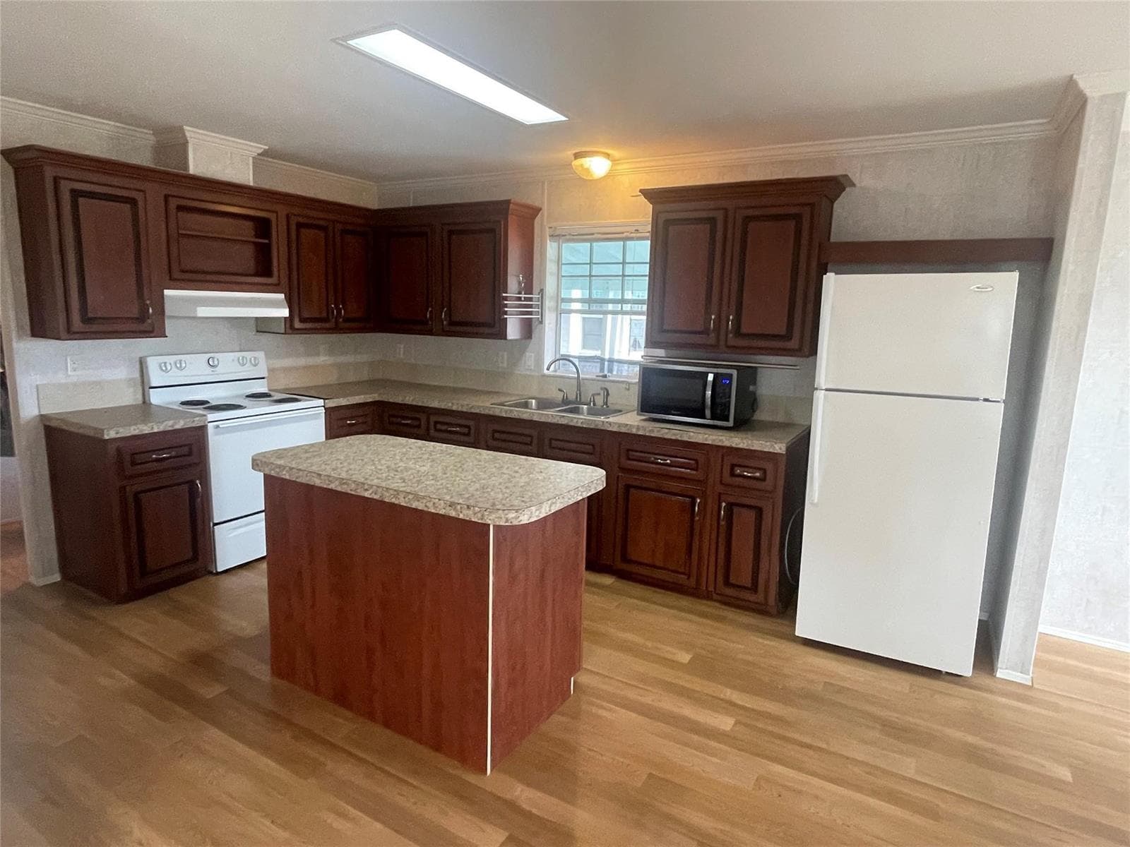 2321 SW 85th Avenue, Davie, FL 33324 photo 2