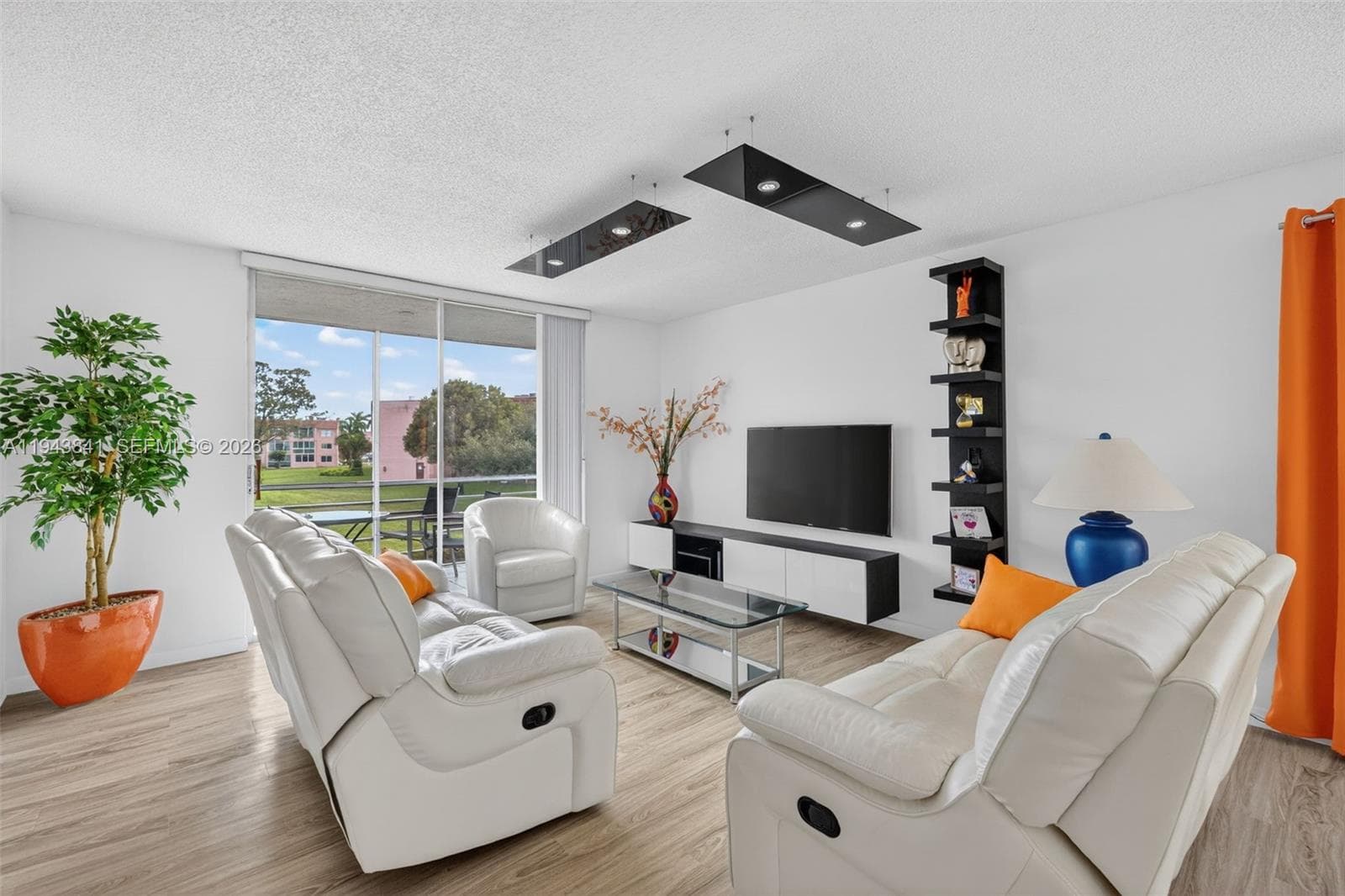 9481 Sunrise Lakes Blvd # 210, Sunrise, FL 33322 photo 3