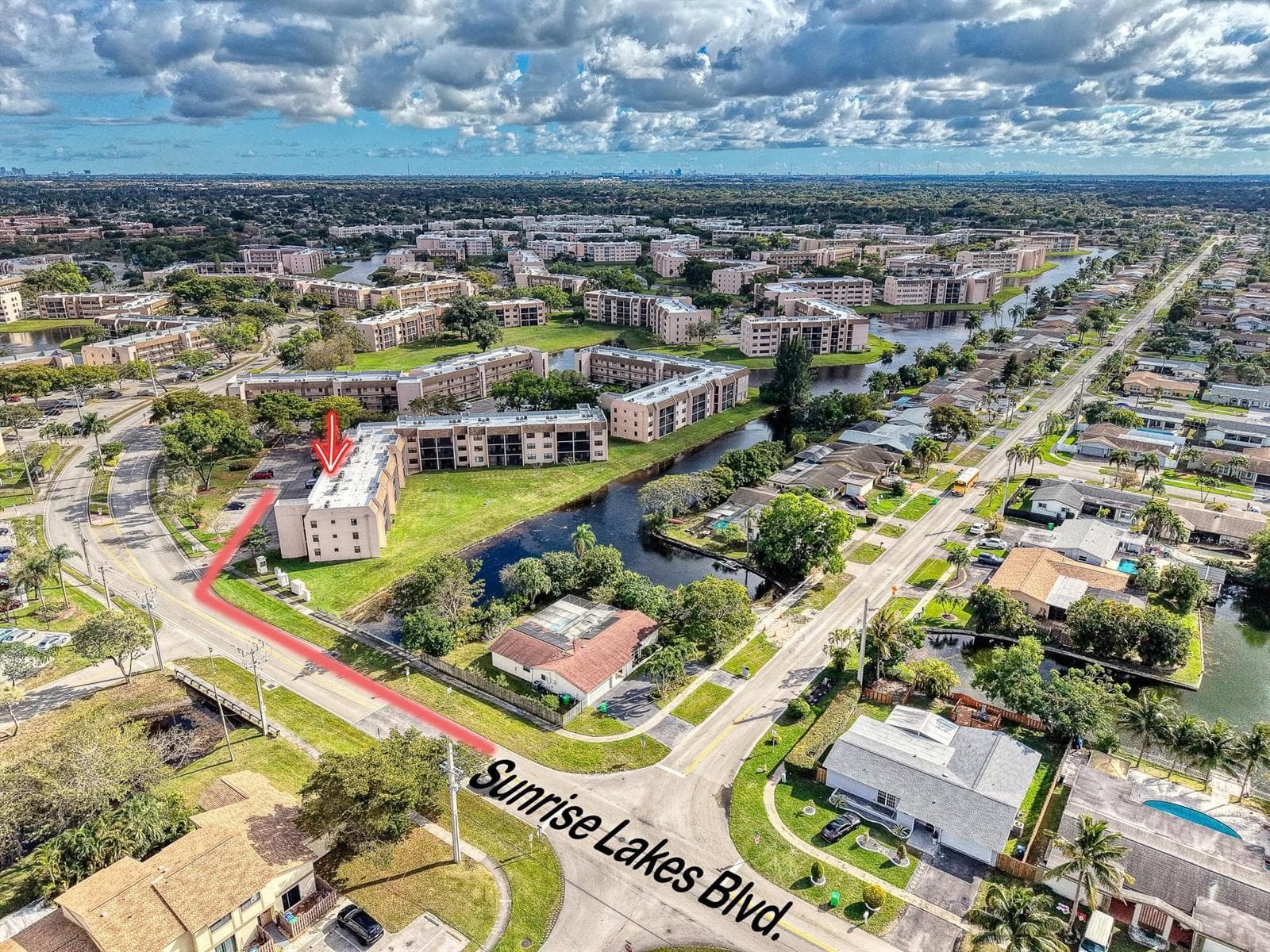 10466 Sunrise Lakes Boulevard # 312, Sunrise, FL 33322 photo 2