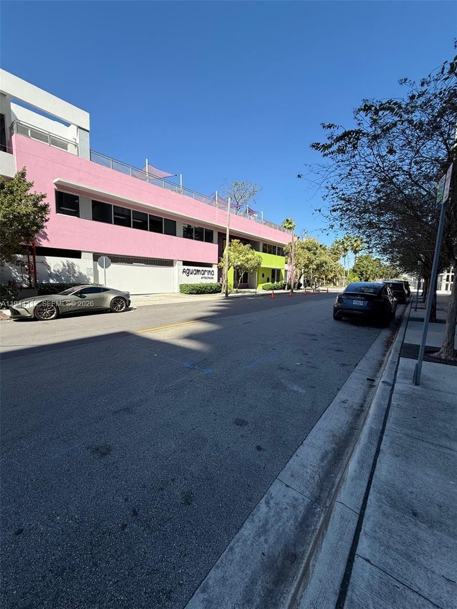1036 SW 3rd Ave, Miami, FL 33130 photo 5