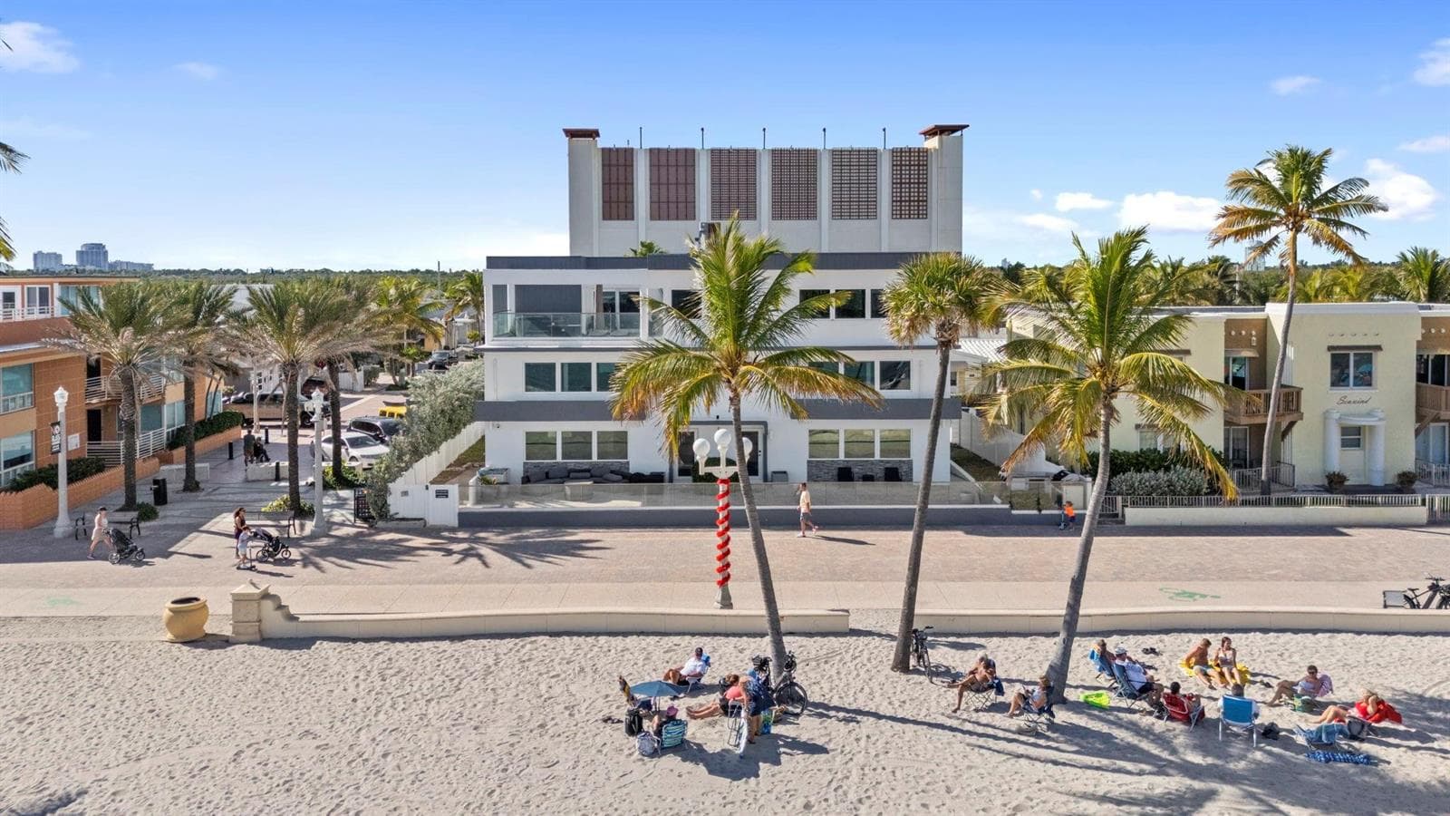 2201 N Surf Road, Hollywood, FL 33019 photo 2